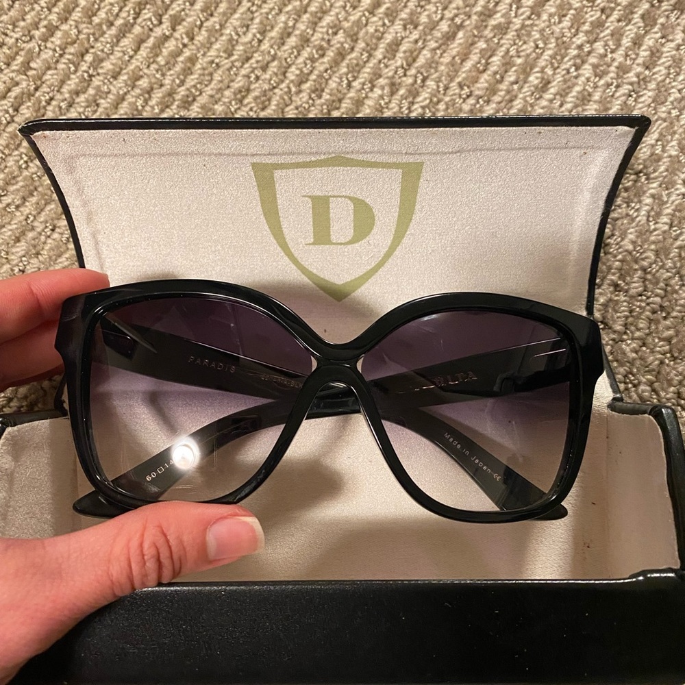 Dita Paradis Sunglasses